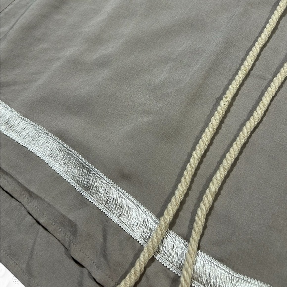 Cute Tan Skirt With Rope Drawstring. - Picture 5 of 14